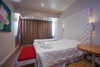 Hotel Lotus Club